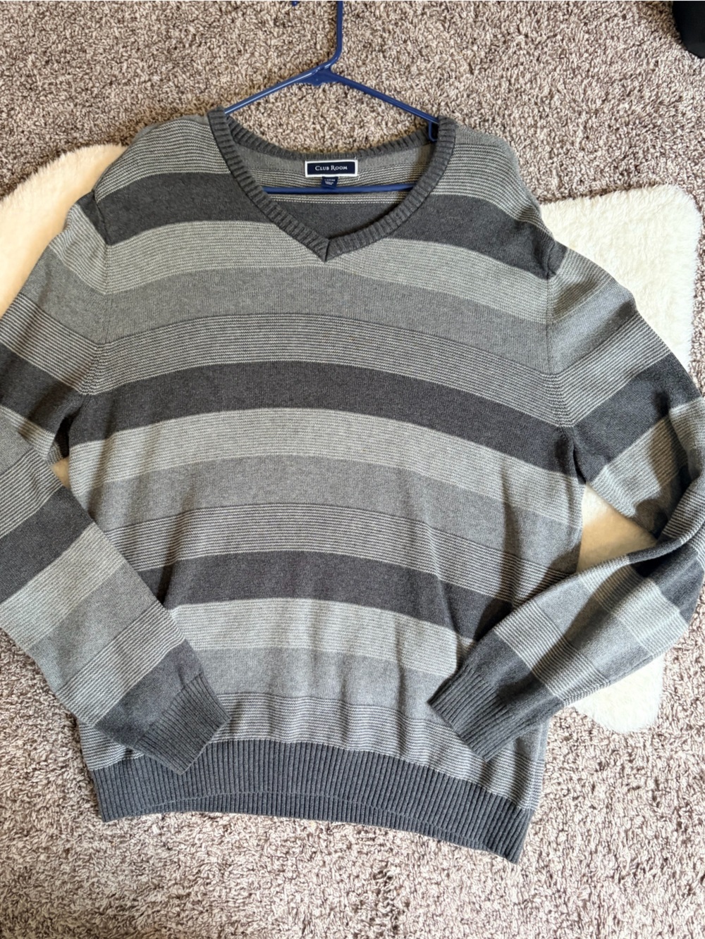 Club Room Gray striped Crewneck Sweater, size Large